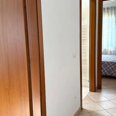 Appartement Se157 Senigallia, Comodo Trilocale Con Portico Senigallia