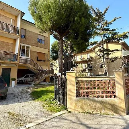 Se157 Senigallia, Comodo Trilocale Con Portico Сенигаллия